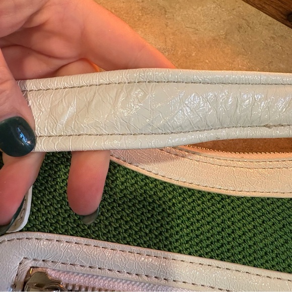 The Sak green purse 100% poly propylene medium size with 7 pockets*project bag* - Picture 10 of 10